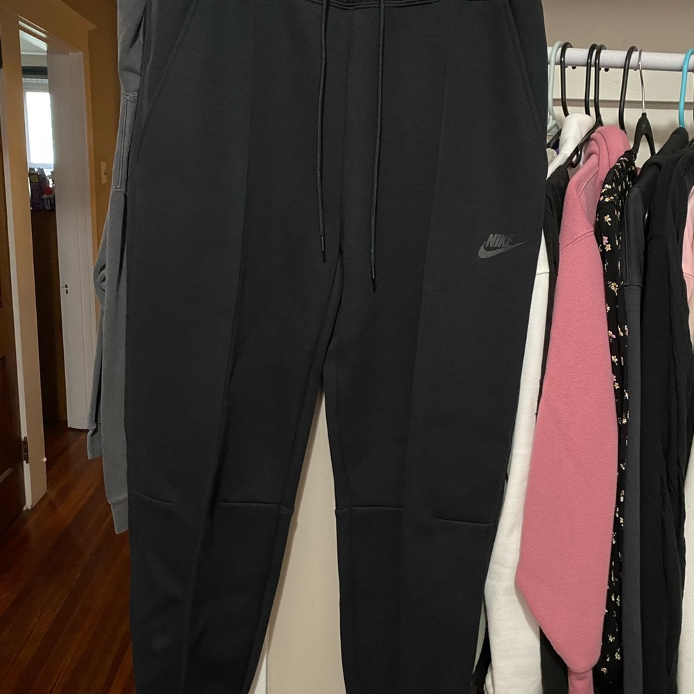 Nike Black Joggers Women's Medium